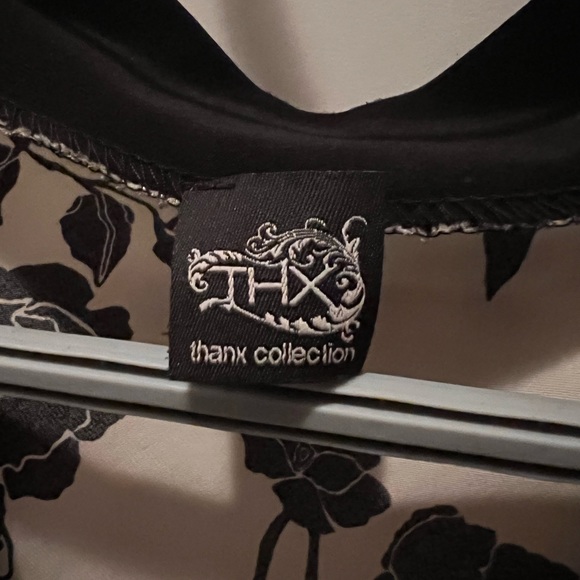 Floral blouse - Picture 4 of 6